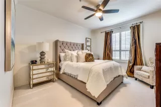 Photo #6: 21231488 Listing