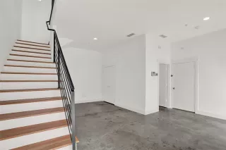 Photo #6: 21231703 Listing 