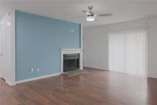 Photo #2: 21231933 Listing