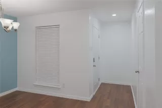 Photo #3: 21231933 Listing