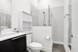 Photo #4: 21232473 Listing 