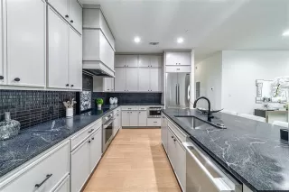 Photo #2: 21233005 Listing