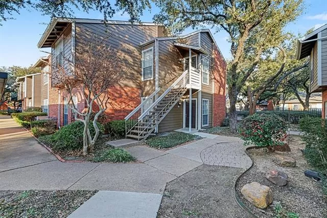 MLS: 21233123 Condo For Sale