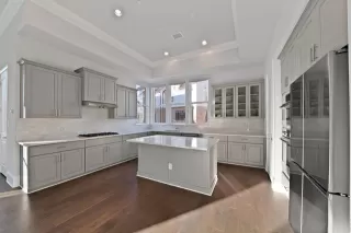 Photo #2: 21233517 Listing