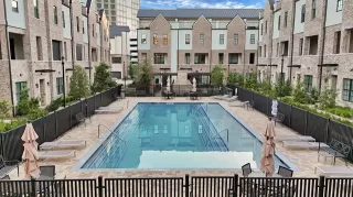 Photo #6: 21233517 Listing