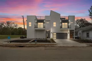 Photo #3: 21233528 Listing