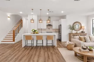 Photo #6: 21233528 Listing