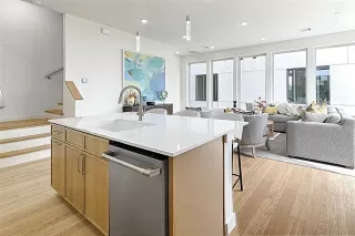 Photo #4: 21233545 Listing 