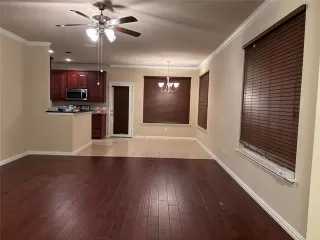 Photo #2: 21233663 Listing 