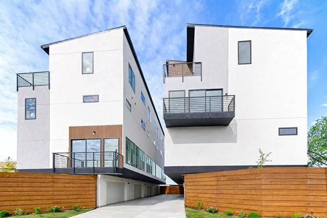 MLS: 21233781 Condo For Sale