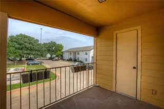 Photo #4: 21233897 Listing