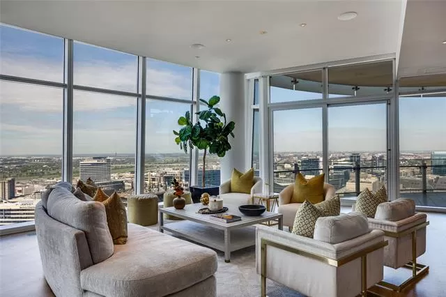 MLS: 21234001 Condo For Sale