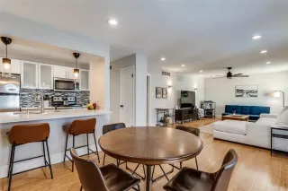 Photo #5: 21234031 Listing