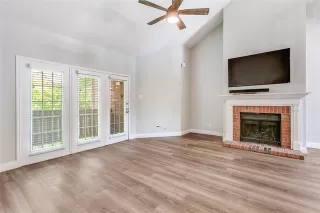 Photo #2: 21234430 Listing