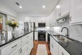 Photo #6: 21234504 Listing 