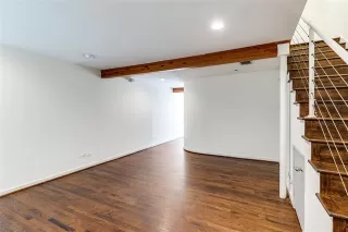 Photo #4: 21234634 Listing