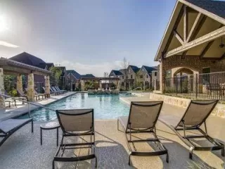 Photo #3: 21235150 Listing