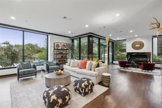 Photo #3: 21235273 Listing 