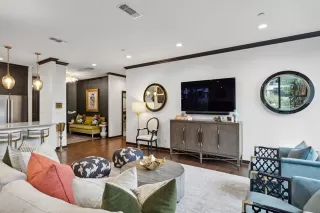 Photo #6: 21235273 Listing 