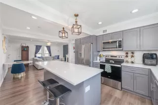 More Details about MLS # 21235369 : 5076 MATILDA STREET #227