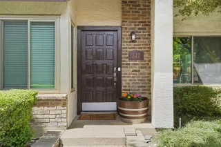 Photo #2: 21235781 Listing