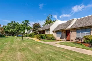 Photo #2: 21235873 Listing 