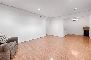 Photo #4: 21235882 Listing 