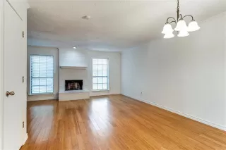 Photo #3: 21236138 Listing