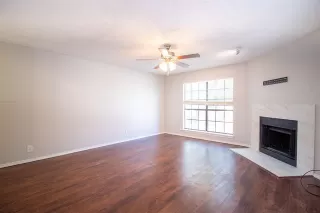 Photo #2: 21236922 Listing 