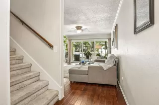 Photo #5: 21237267 Listing 