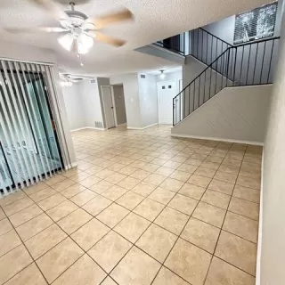 Photo #3: 21237602 Listing