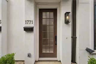 Photo #6: 21237944 Listing