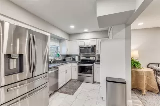 Photo #5: 21238652 Listing 