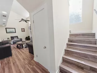 Photo #3: 21238690 Listing