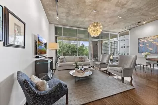 More Details about MLS # 21238868 : 3030 BRYAN STREET #201