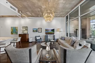 Photo #3: 21238868 Listing