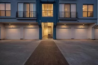 Photo #3: 21238910 Listing 