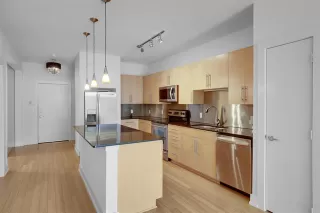 Photo #4: 21239237 Listing 