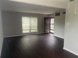 Photo #6: 21239277 Listing 