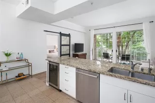 Photo #4: 21239378 Listing