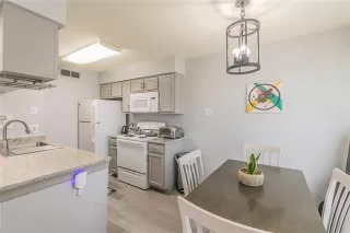 Photo #4: 21239485 Listing 