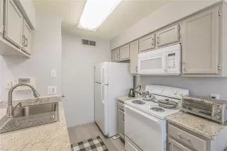 Photo #6: 21239485 Listing 