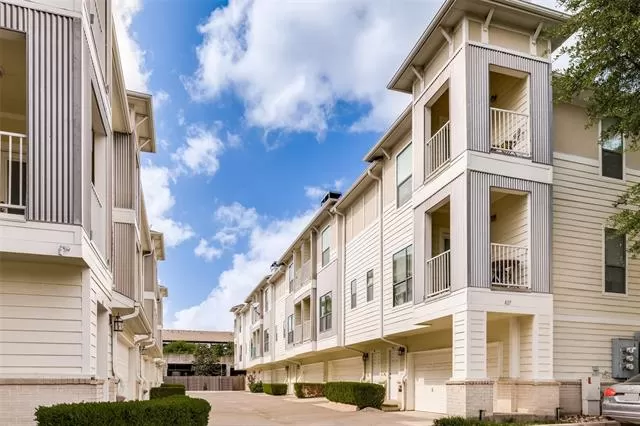 MLS: 21239687 Condo For Sale