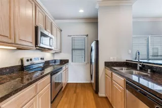 Photo #3: 21239687 Listing