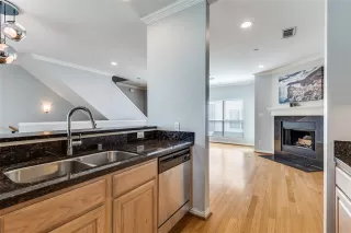 Photo #4: 21239687 Listing