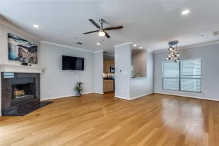 Photo #6: 21239687 Listing