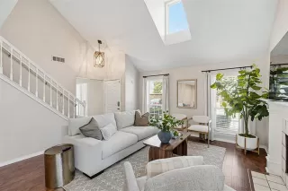 Photo #6: 21240069 Listing 