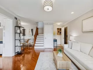 Photo #4: 21240285 Listing 