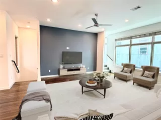 Photo #5: 21240588 Listing 