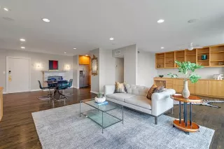 Photo #3: 21240702 Listing